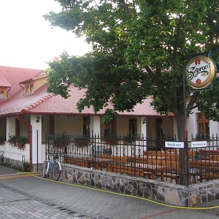 Rácz Fogadó Hotel Kisoroszi Exterior foto