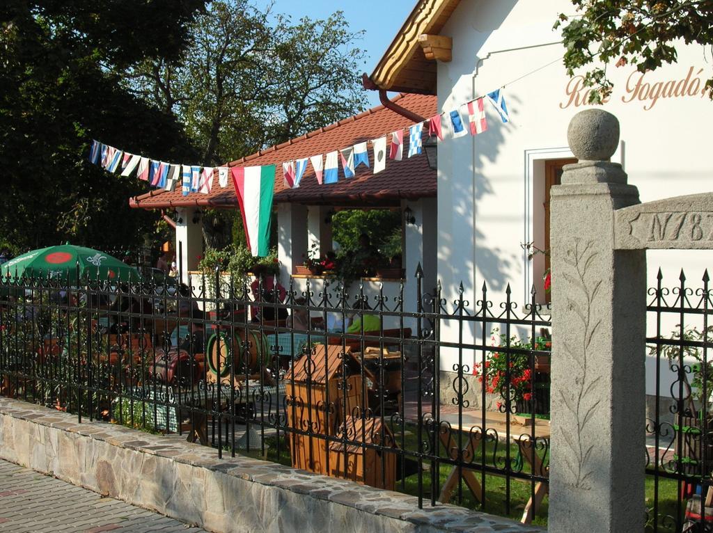Rácz Fogadó Hotel Kisoroszi Exterior foto