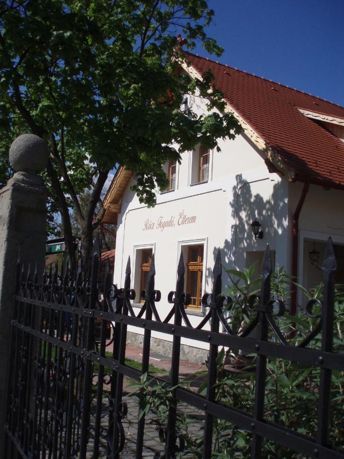 Rácz Fogadó Hotel Kisoroszi Exterior foto