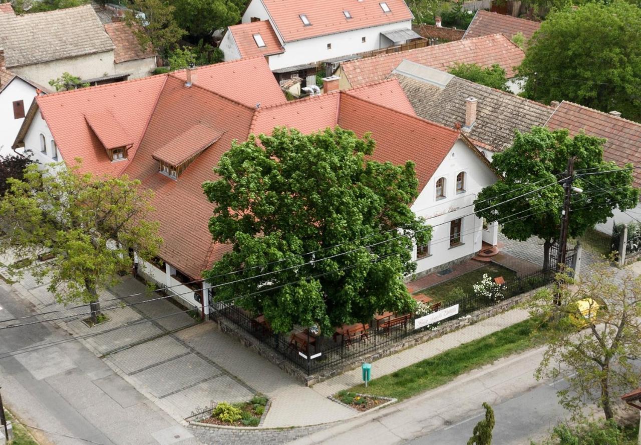 Rácz Fogadó Hotel Kisoroszi Exterior foto